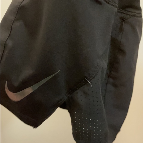 nike athletic shorts - Picture 3 of 3
